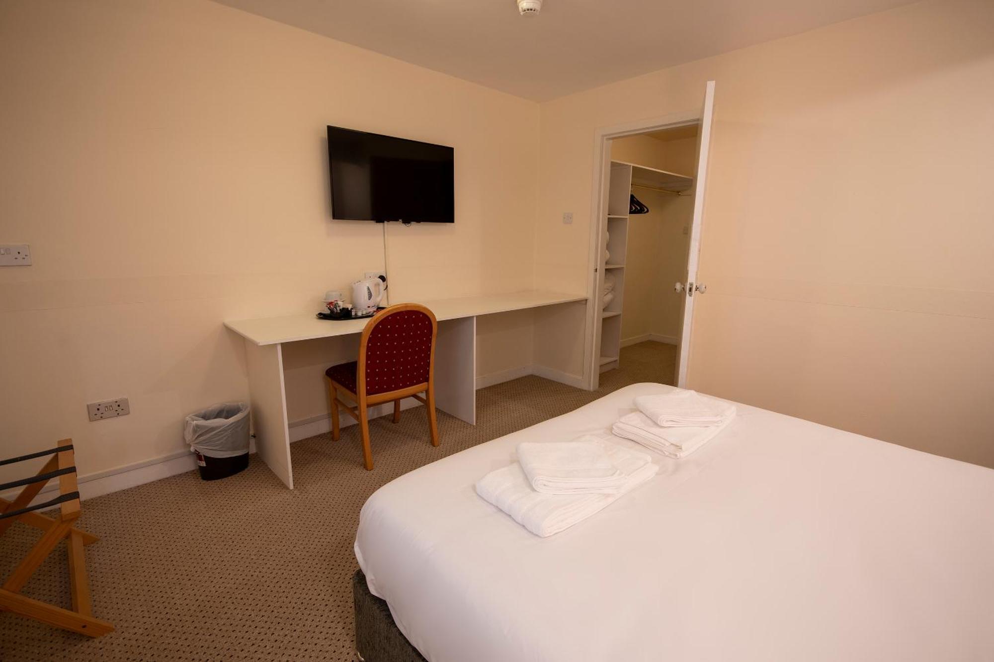Douglas Arms Hotel by Paymán Club Castle Douglas Pokoj fotografie