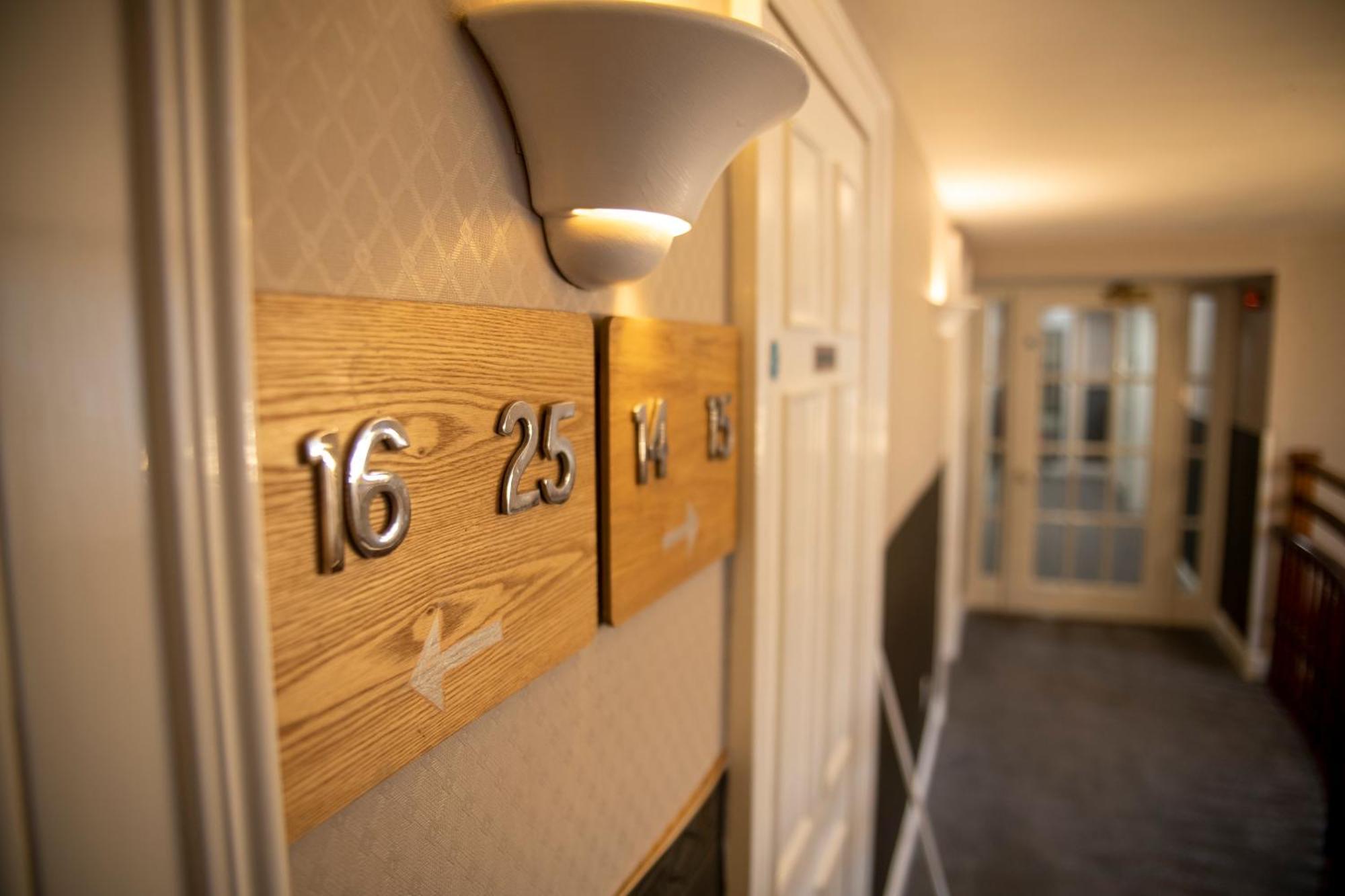 Douglas Arms Hotel by Paymán Club Castle Douglas Pokoj fotografie