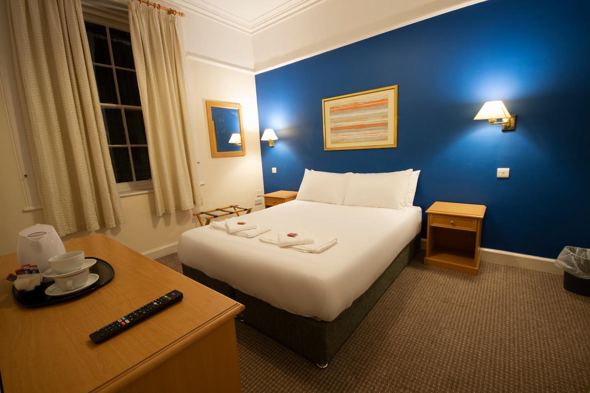 Douglas Arms Hotel by Paymán Club Castle Douglas Pokoj fotografie