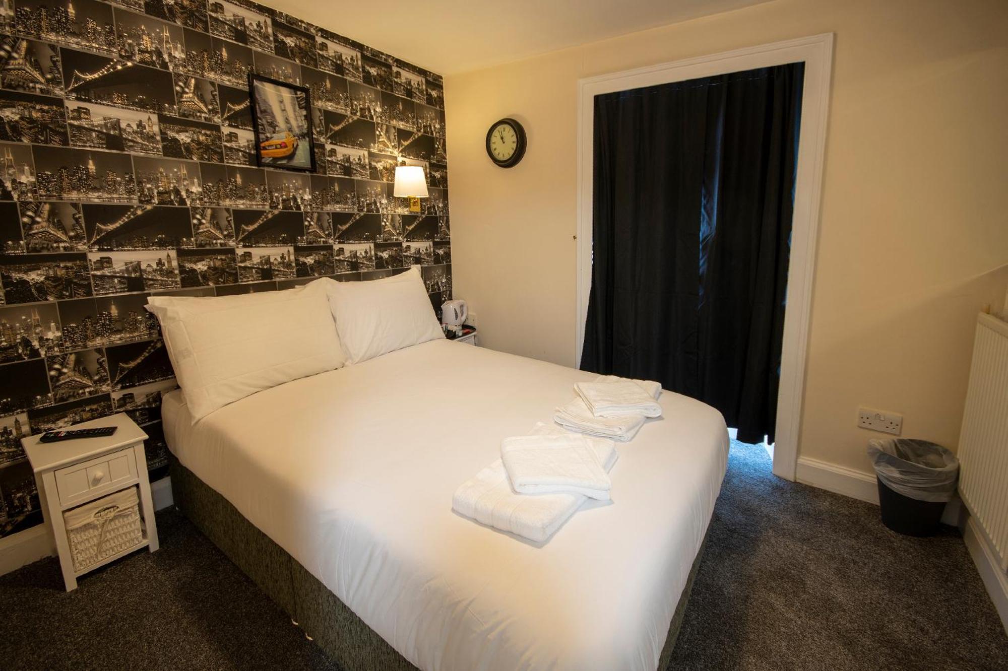 Douglas Arms Hotel by Paymán Club Castle Douglas Pokoj fotografie